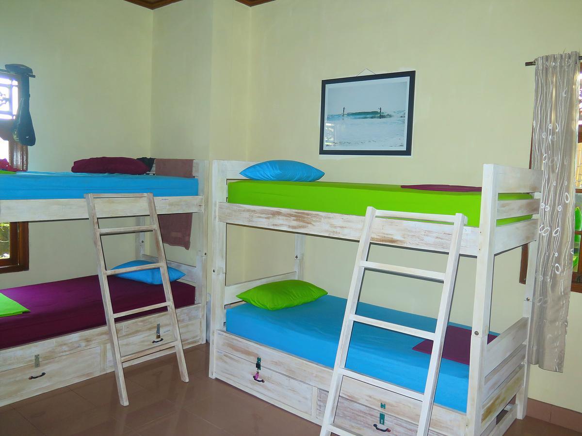 Canggu Surf Hostel ภายนอก รูปภาพ