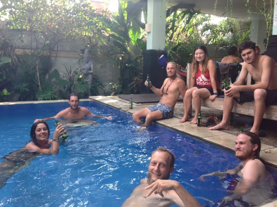Canggu Surf Hostel ภายนอก รูปภาพ