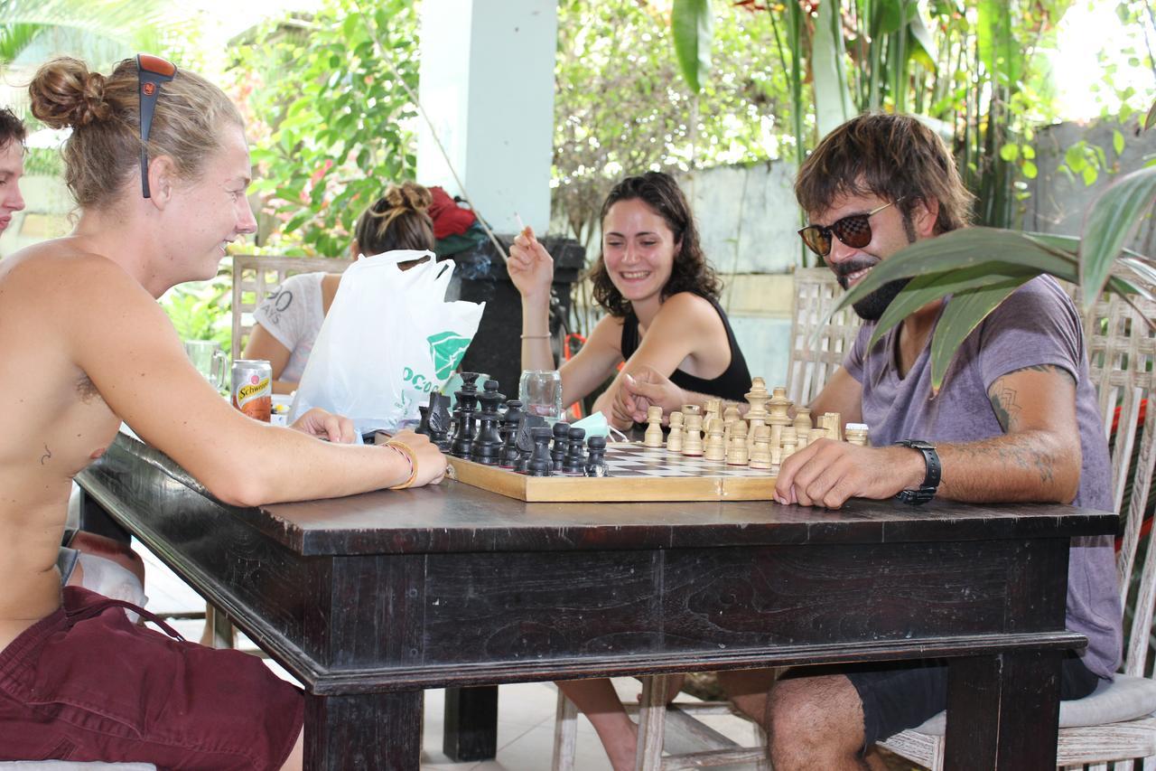 Canggu Surf Hostel ภายนอก รูปภาพ