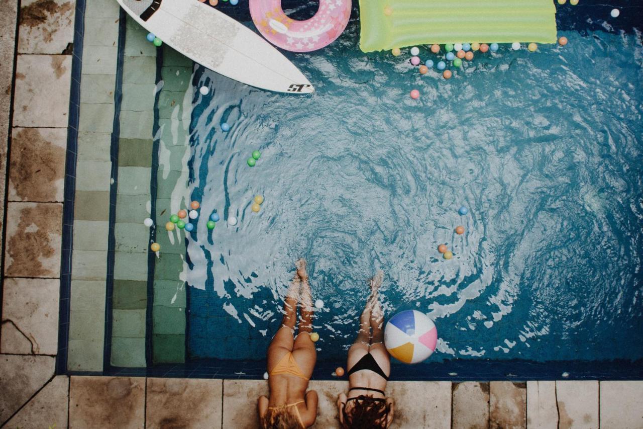 Canggu Surf Hostel ภายนอก รูปภาพ